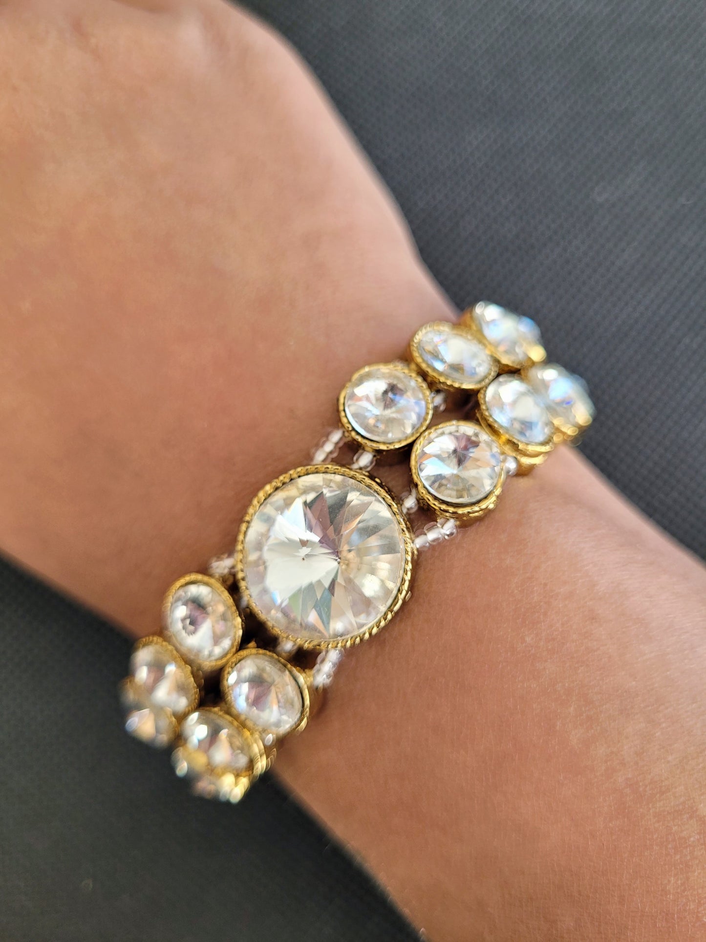 Enjay bracelet (white stone)
